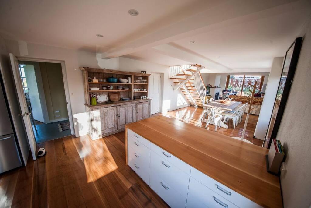 Villa *Newly Relisted* Coach House At Lisdillon Vineyard Little Swanport Esterno foto