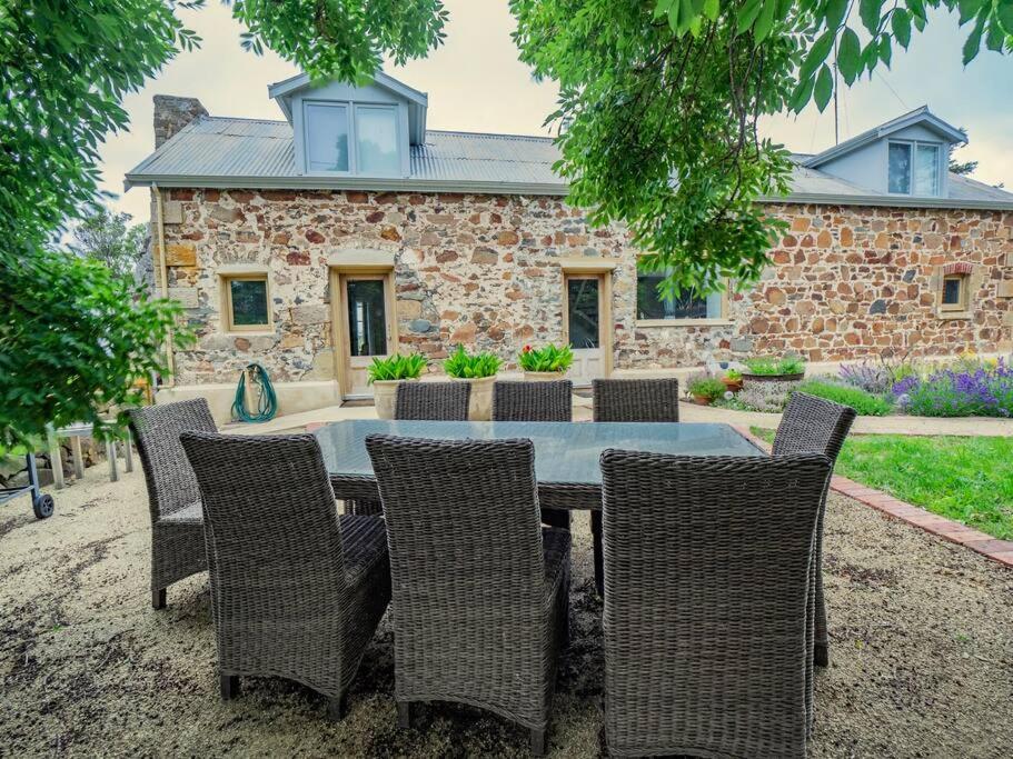Villa *Newly Relisted* Coach House At Lisdillon Vineyard Little Swanport Esterno foto